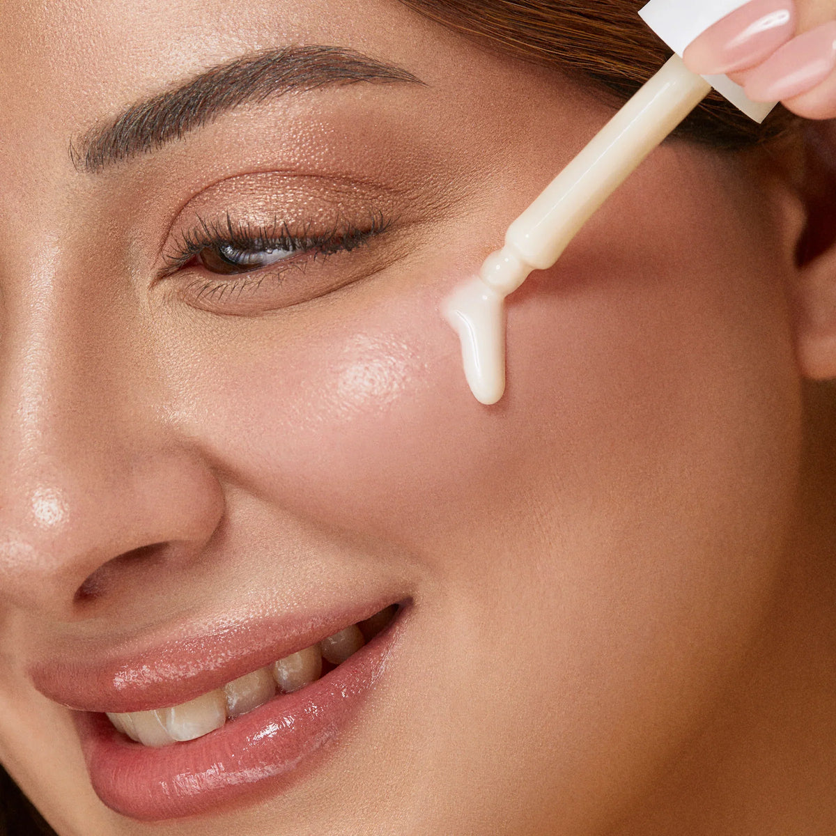 HER Beauty superkind glow and radiate serum 10% Vitamin C 30ml / 1.0 - Buy Online in Pakistan at Cosmia.pk