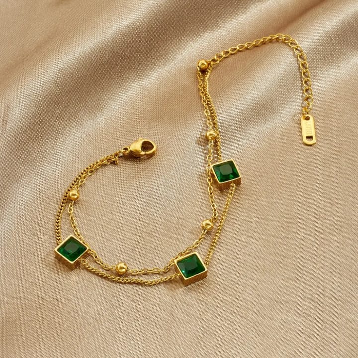 Green crystal cube charm bracelet flat lay detail