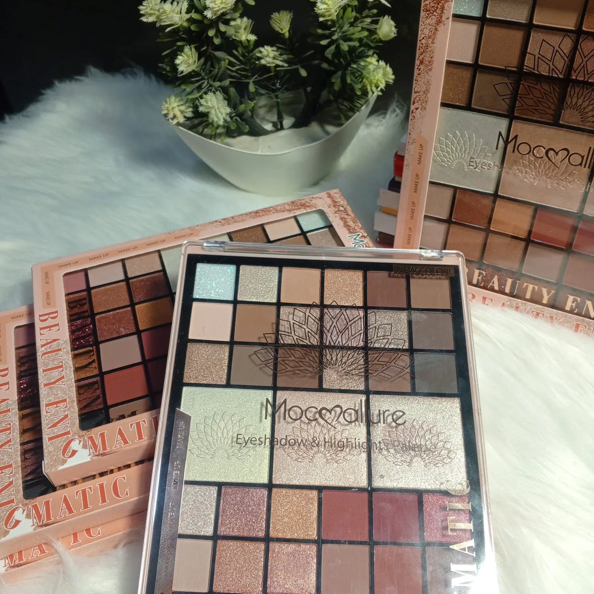 Mocallure Eyeshadow + Highlighter palette - Buy Online in Pakistan at Cosmia.pk