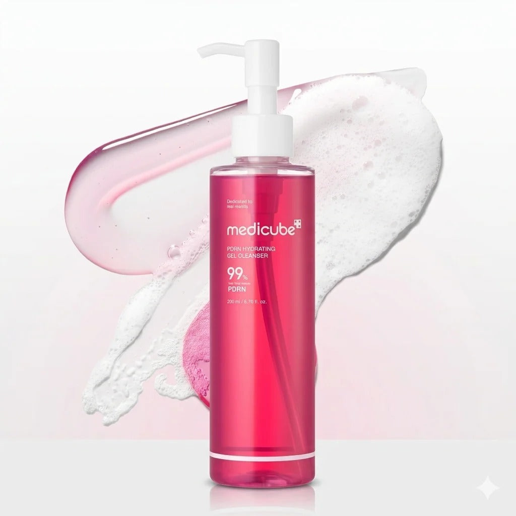 Medicube PDRN Hydrating Gel Cleanser gel and foam texture swatch