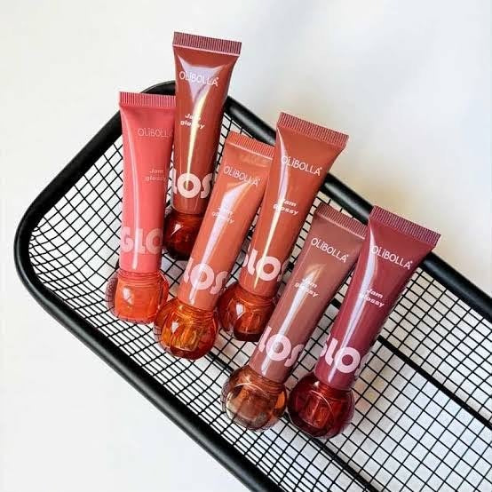Olibolla Jam glossy lip gloss tubes in basket
