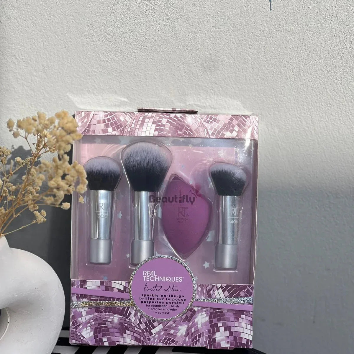Real Techniques – Sparkles On The Go Limited Edition Brush Set - Buy Online in Pakistan at Cosmia.pk