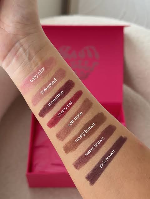 Huda Beauty Lip Contour Lip Stain For 12-Hour Wear - Buy Online in Pakistan at Cosmia.pk